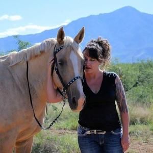 Meet your Posher, Elisa